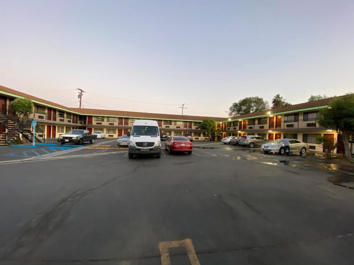 Americas Best Value Inn Pico Rivera East Los Angeles Exteriör bild